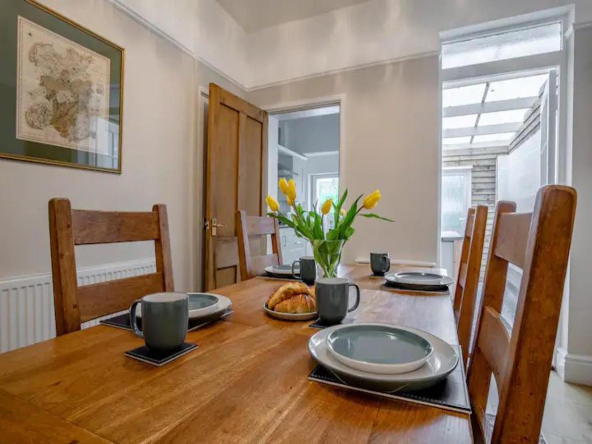 Holiday home Pass The Keys Two Bedroom Victoria Town House, Easy Walk Of Town *