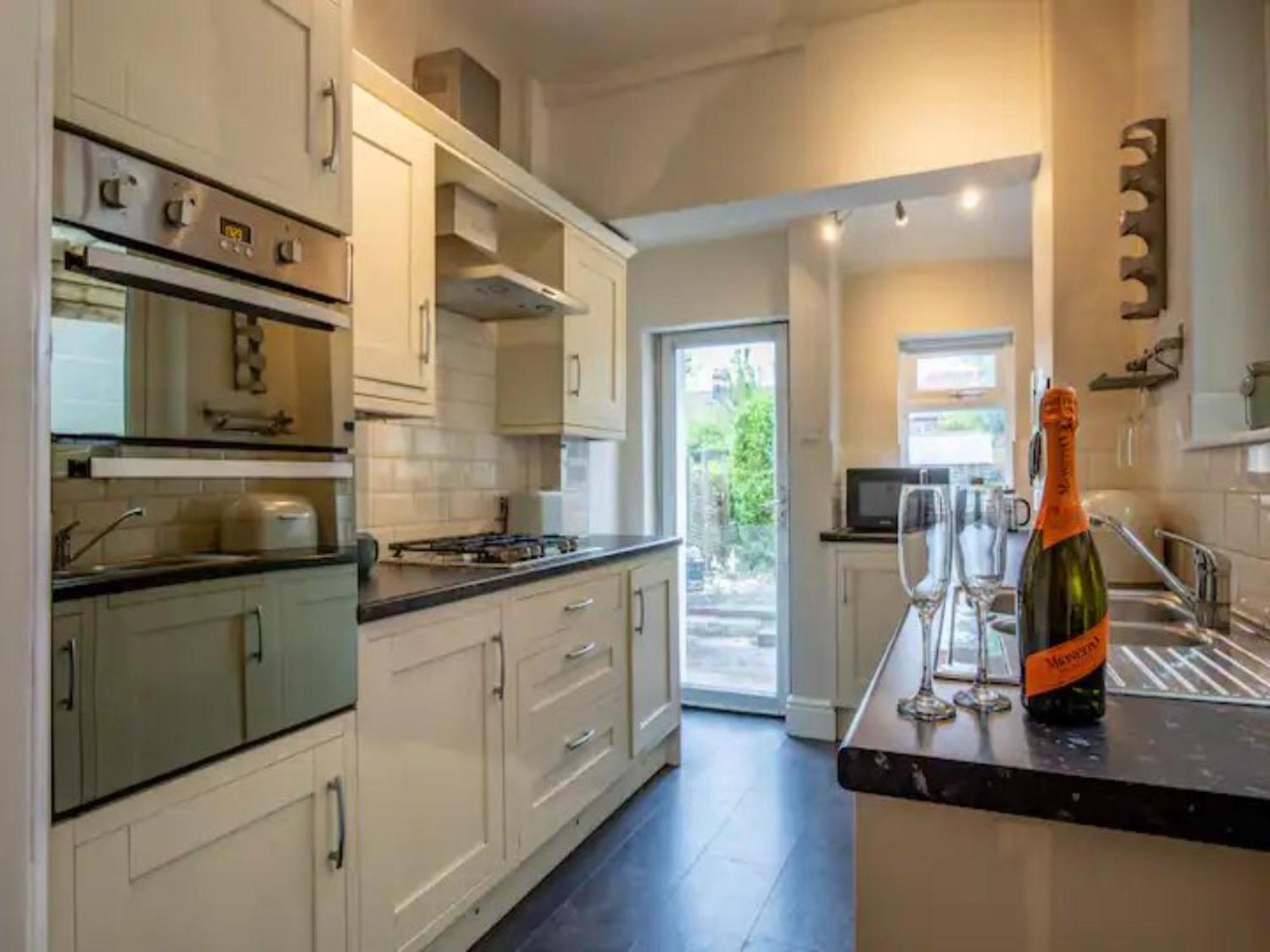 Holiday home Pass The Keys Two Bedroom Victoria Town House, Easy Walk Of Town Shrewsbury