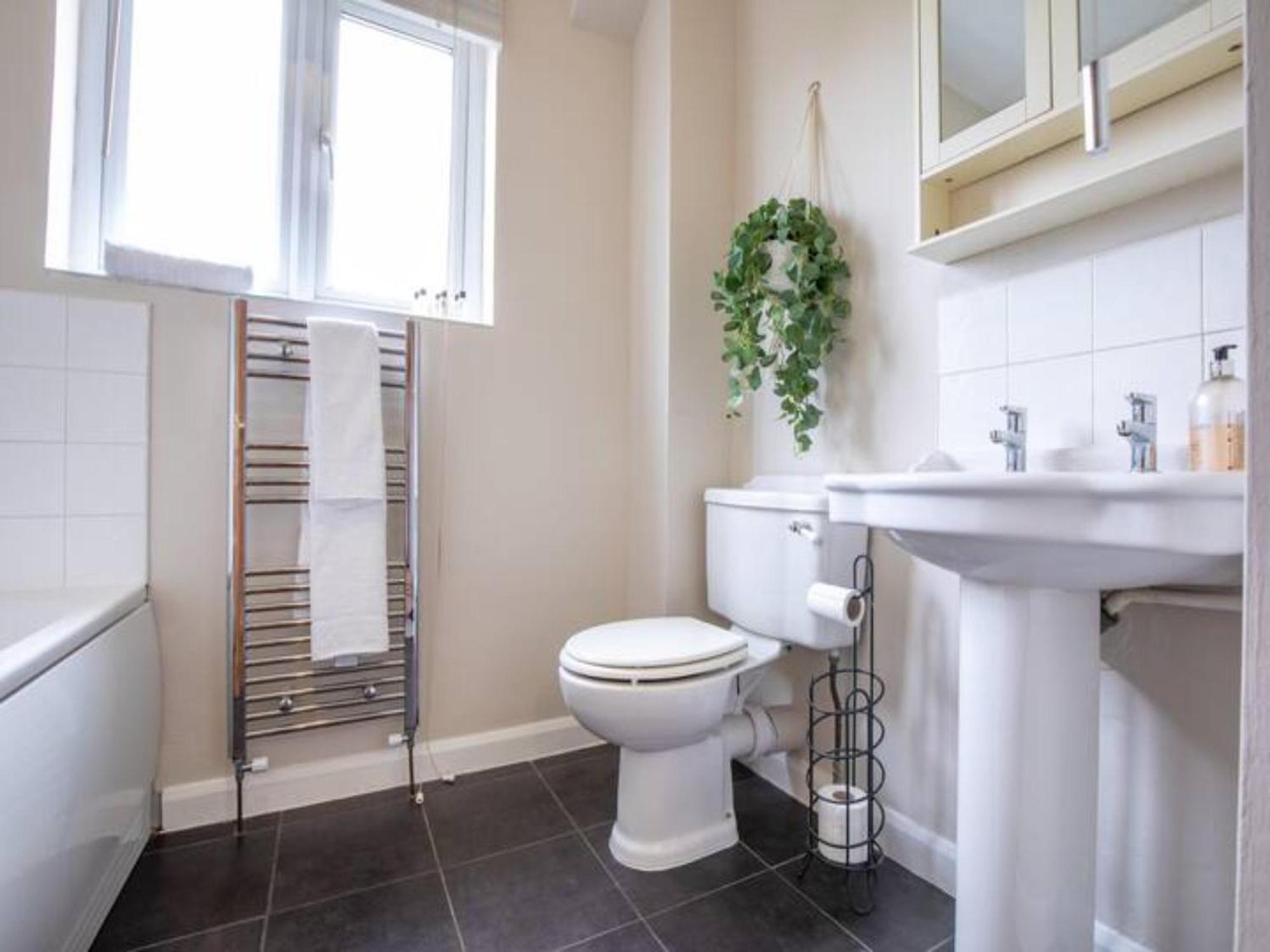 Holiday home Pass The Keys Two Bedroom Victoria Town House, Easy Walk Of Town